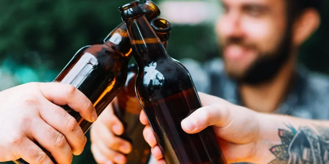 ¿Diversión o escape? El alcohol y la falsa conexión
